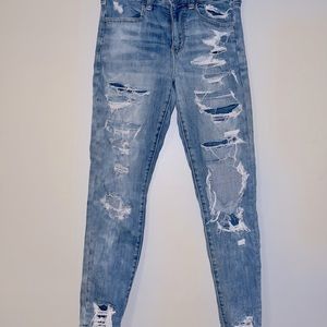 American eagle ripped jeans